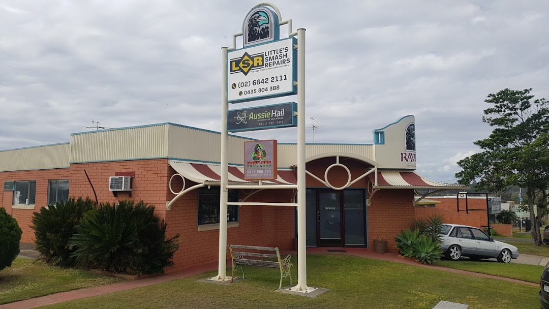 Clarence Valley Smash Repairs Pty Ltd T/A Little’s Smash Repairs Logo