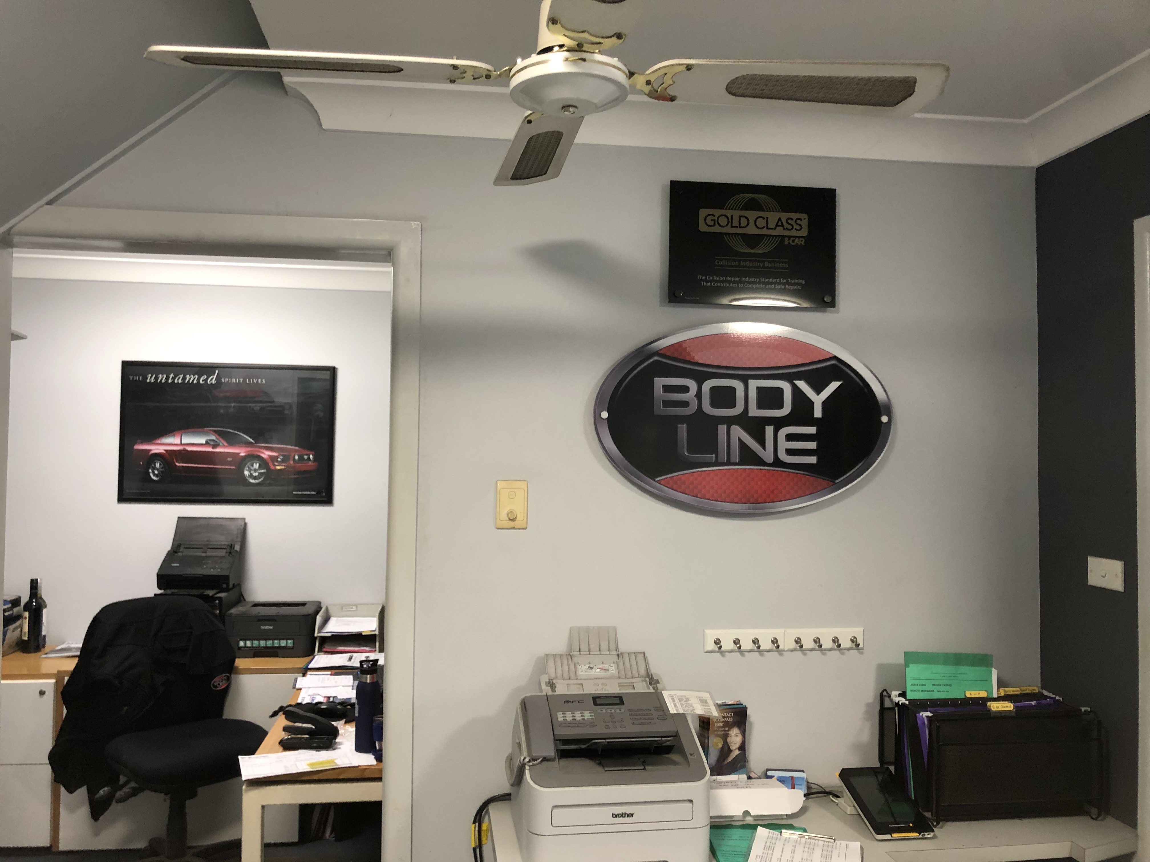 BodyLine Motor Body Repairers & Refinishers  Photos
